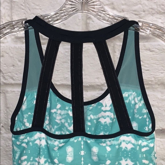 Fabletics Zion tank - Picture 5 of 9